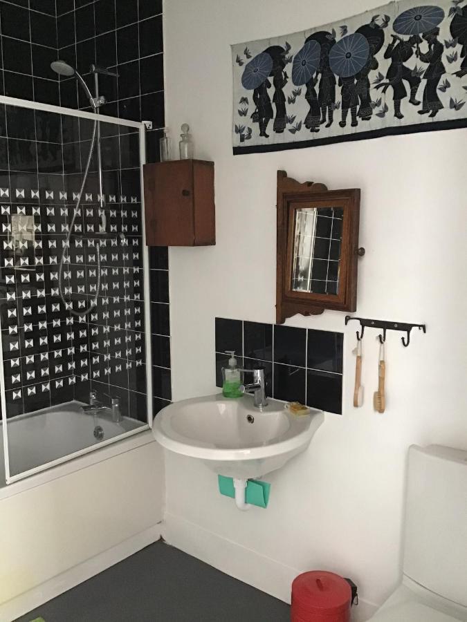 Gallery Flat *
