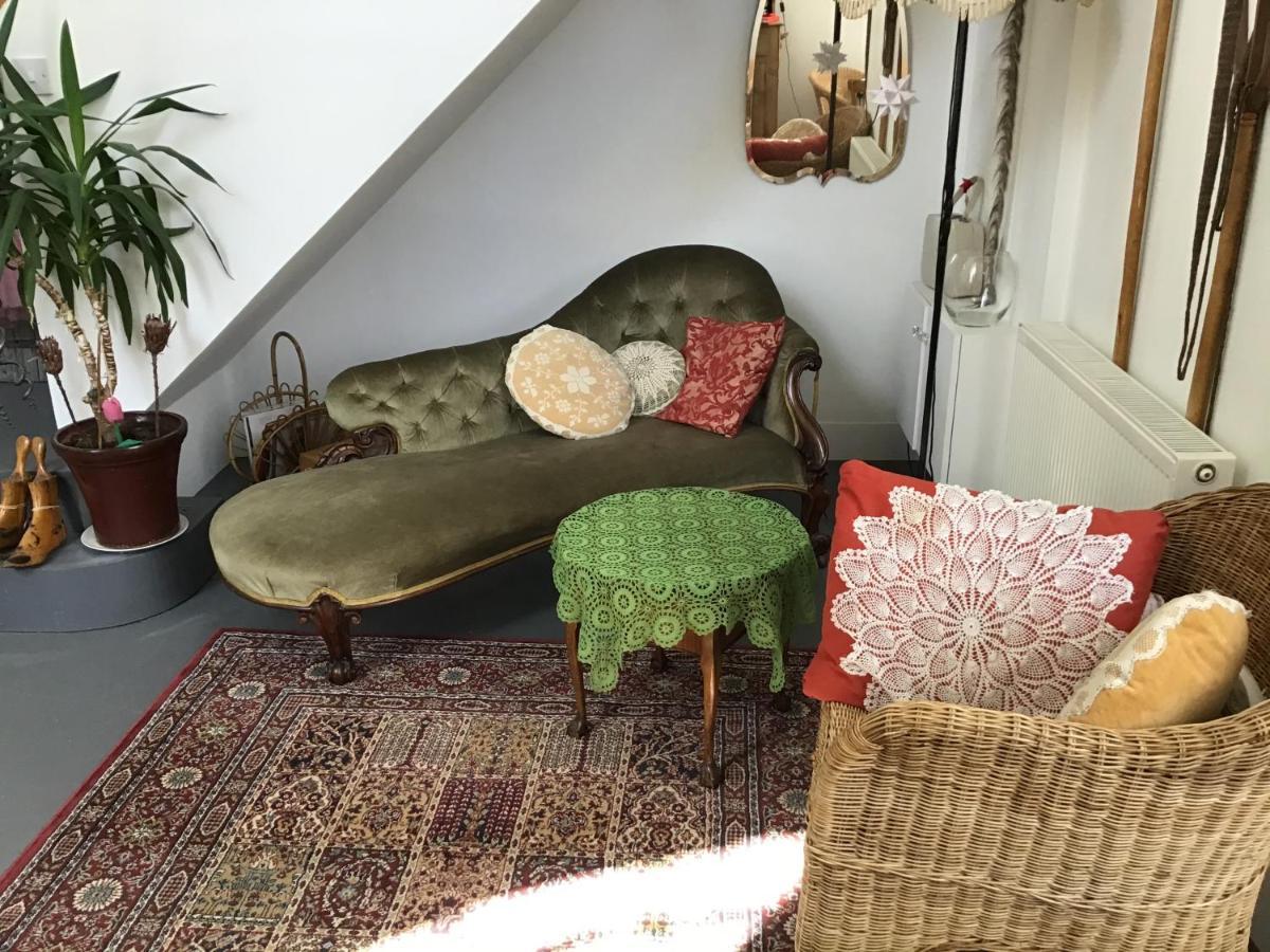 Gallery Flat Apartment