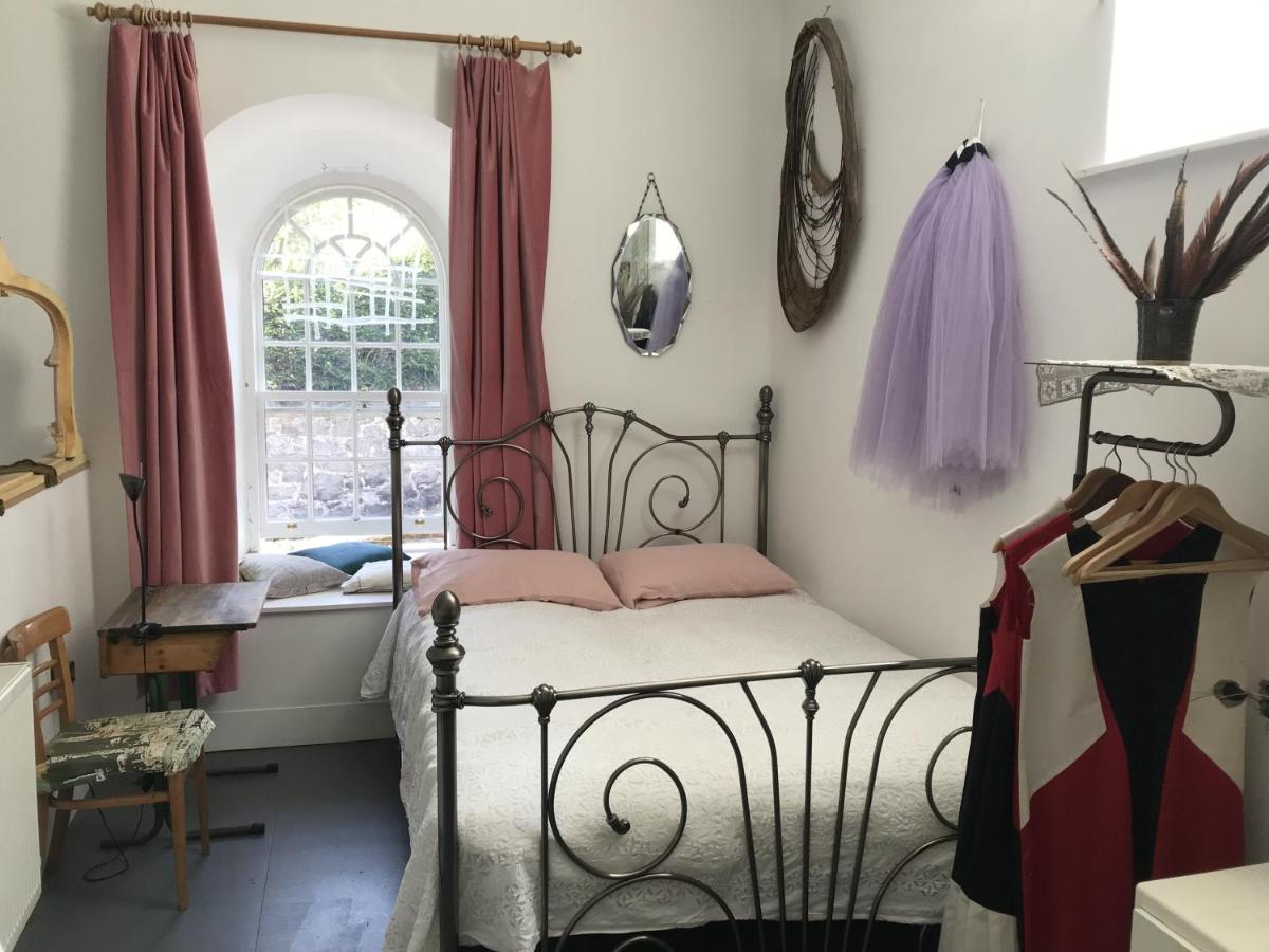 Apartment Gallery Flat