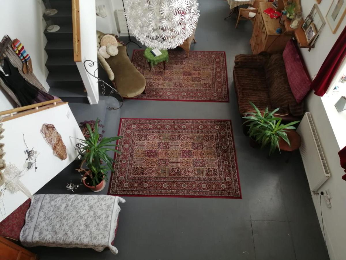 Apartment Gallery Flat